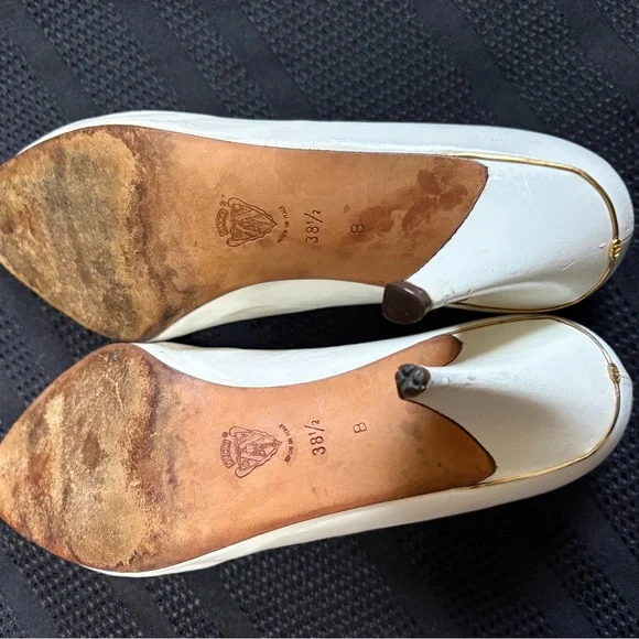 Vintage Gucci Women's Cream Leather Heels - Picture 6 of 6